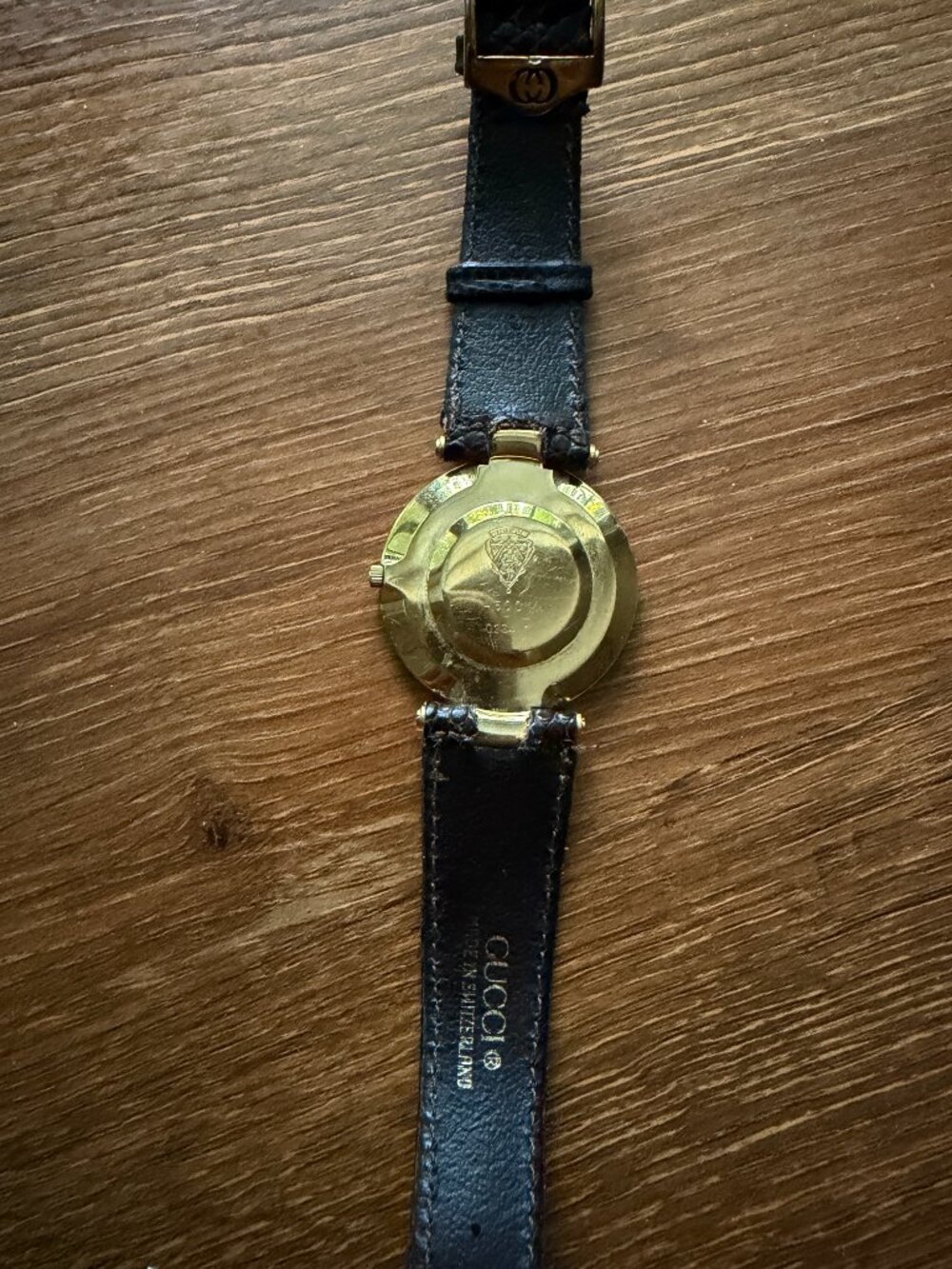 Vintage Gucci 4500M watch - Picture 3 of 5